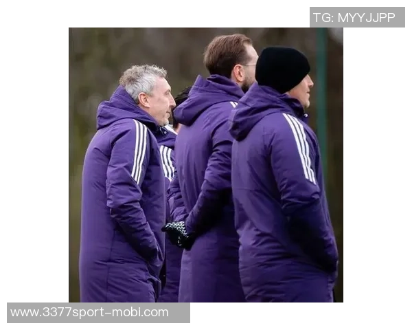 蓄发哥与曼联的胜利约定五连胜后能否如愿剪发引发关注 蓄发哥与曼联的胜利约定五连胜后能否如愿剪发引发关注